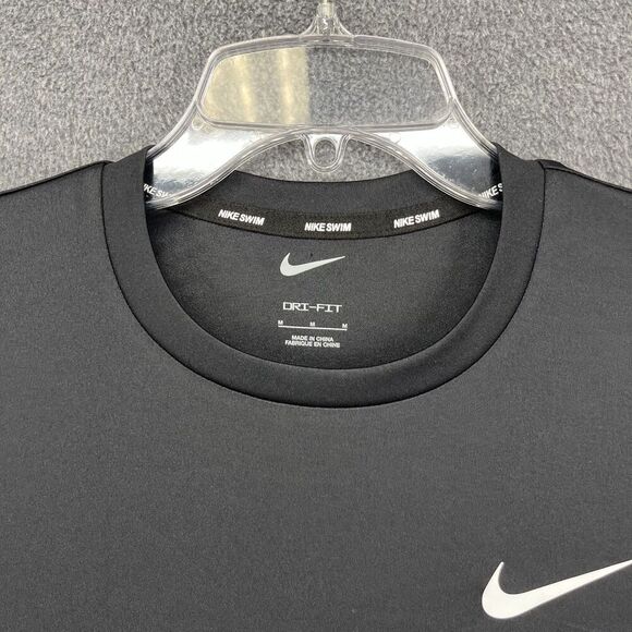 Nike DRI-FIT Swim Hydroguard Men's Medium Sleeveless Shirt Black UPF+40 NESSA585 - Picture 2 of 2